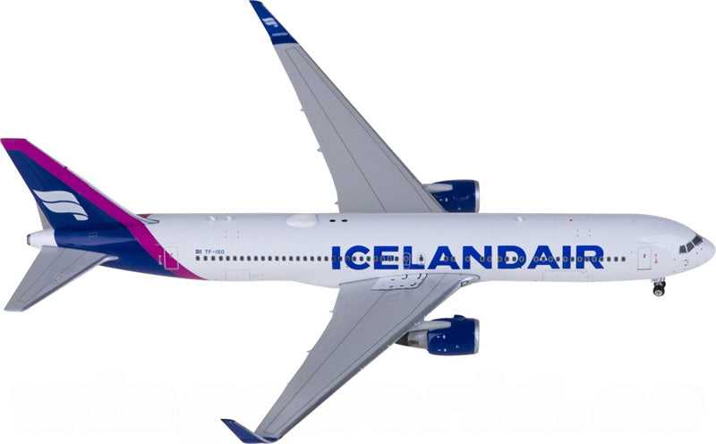 Phoenix Icelandair Boeing 767-300ER TF-ISO 1:400 Diecast Model view 1