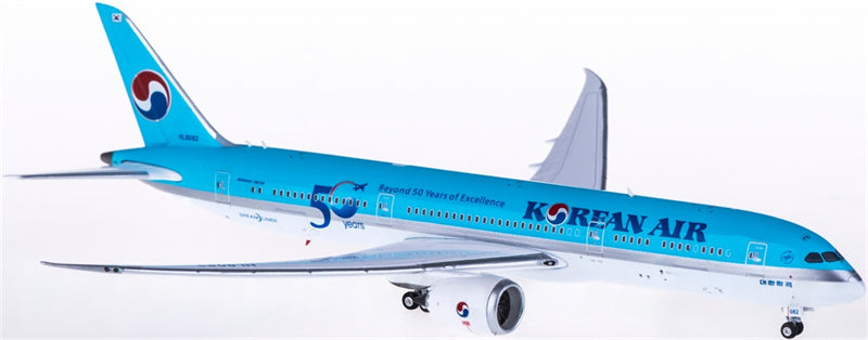 Phoenix Korean Air Boeing 787-9 HL8082 Beyond 50 Years of Excellence 1:400 Diecast Model view 4