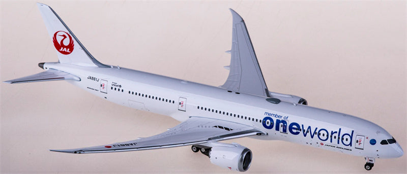 Phoenix Japan Airlines Boeing 787-9 JA861J 1:400 Diecast Model view 2
