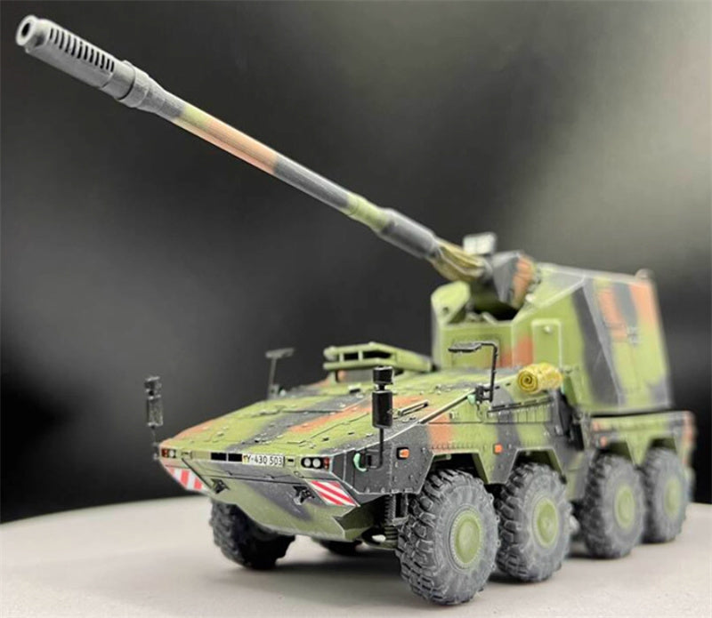 AM German Boxer armored vehicle RCH155mm howitzer GTK 1:72 Tank Pre-built Model