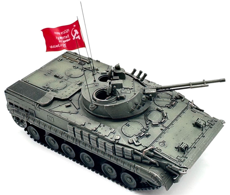 ARTISAN Russian BMP-3 infantry fighting vehicle equipped with explosive reactive armor and red flag 1:72 Tank Pre-built Model
