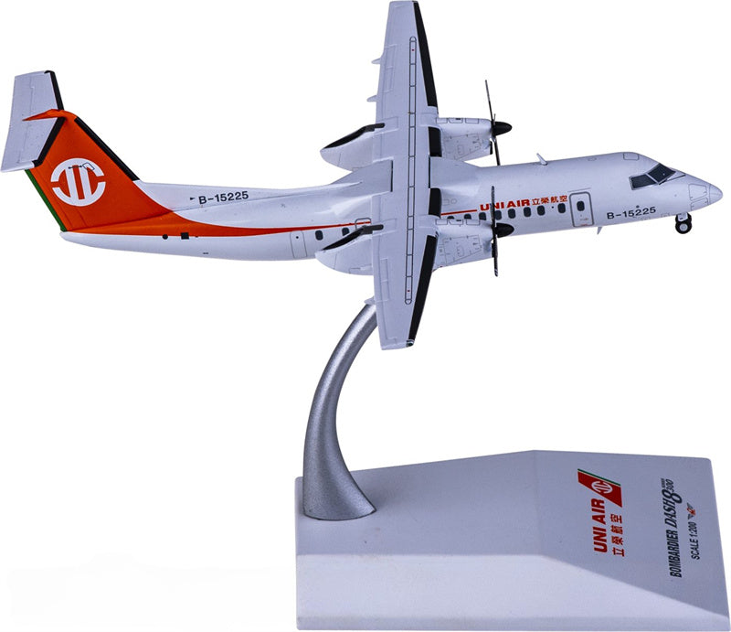 JC Wings UNI Air for Bombardier for Dash 8-300 B-15225 1:200 Aircraft Pre-built  Airliner Model Display
