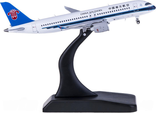 JC Wings China Southern Comac C919 1:400 Diecast Model view 1