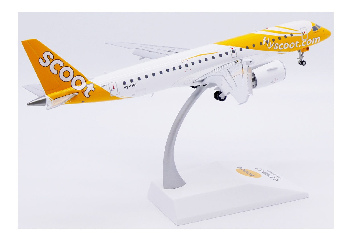 JC Wings 1:200 Scoot Embraer E190-E2 9V-THB Flaps Down DIECAST Model