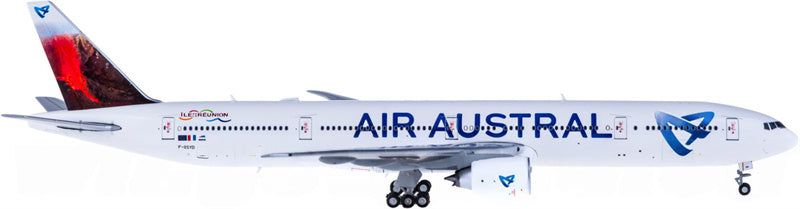 JC Wings Air Austral Boeing 777-300ER F-OSYD 1:400 Diecast Model view 2