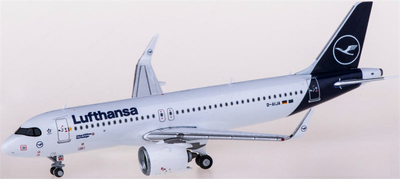 Geminijets Lufthansa Airbus A320neo D-AIJA 1:400 Diecast Model view 2