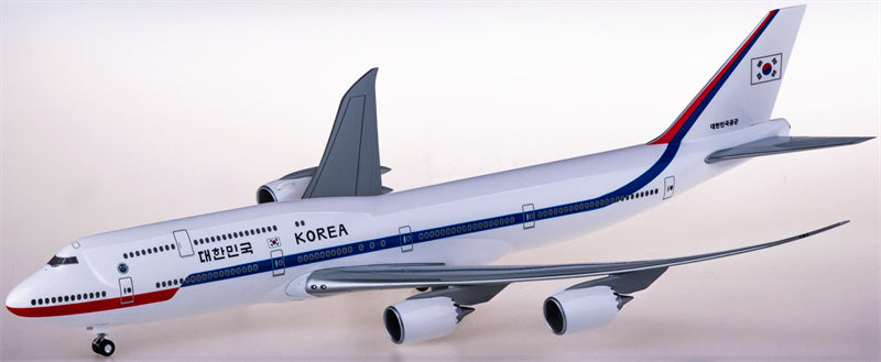 Hogan Korea Air Force Boeing 747-8 1:200 ABS Model view 2