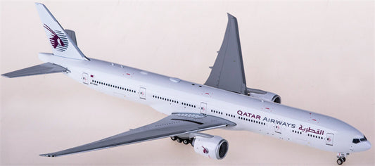 Phoenix Qatar Airways Boeing 777-300ER A7-BOC 1:400 Diecast Model view 1