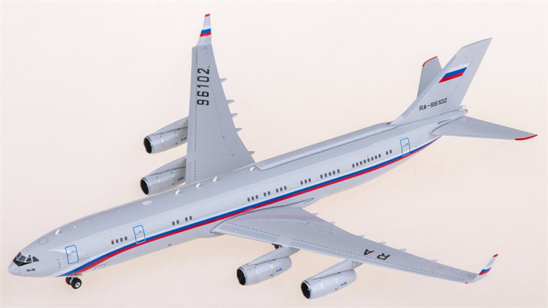 Phoenix Russian Air Force Ilyushin IL-96-400 RA-96102 1:400 Diecast Model view 2
