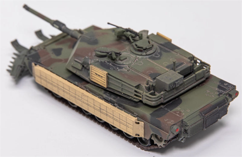 Dragon M1A1 AIM TUSK W/Mine Plow (Travel Mode) 1:72 Tank Pre-built Model