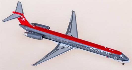 Phoenix 1:400 Northwest Airlines McDonnell Douglas N307RC Diecast Model view 1