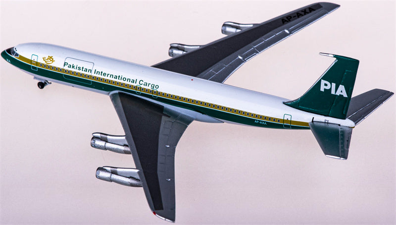 AeroClassics PIA Cargo Boeing 707-300 AP-AXA 1:400 Diecast Model view 3