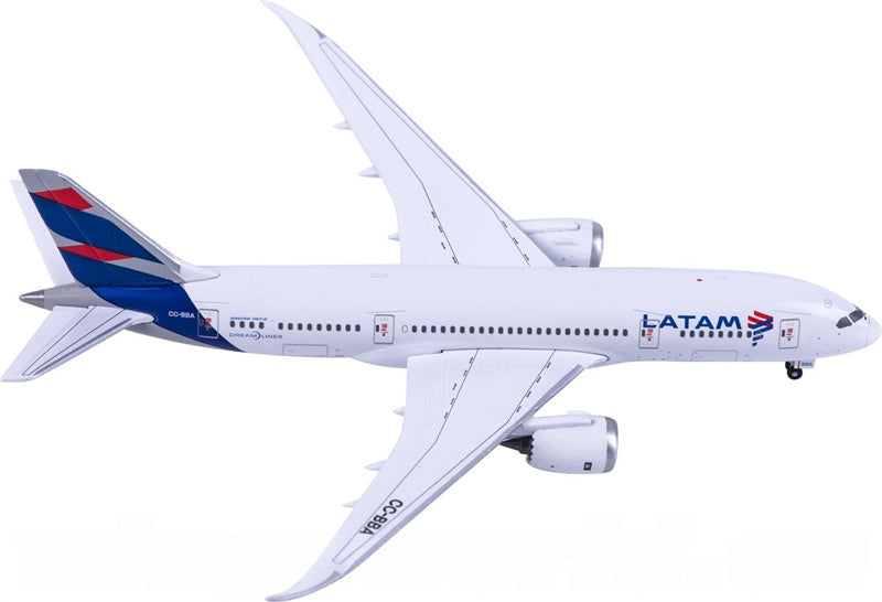 Aether LATAM Boeing 787-8 CC-BBA 1:500 Diecast Model view 2