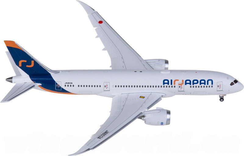 JC Wings Air Japan Boeing 787-8 Dreamliner JA803A Flaps Down 1:400 Diecast Model view 4