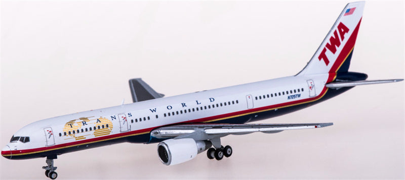 Geminijets TWA Boeing 757-200 N725TW 1:400 Diecast Model view 1