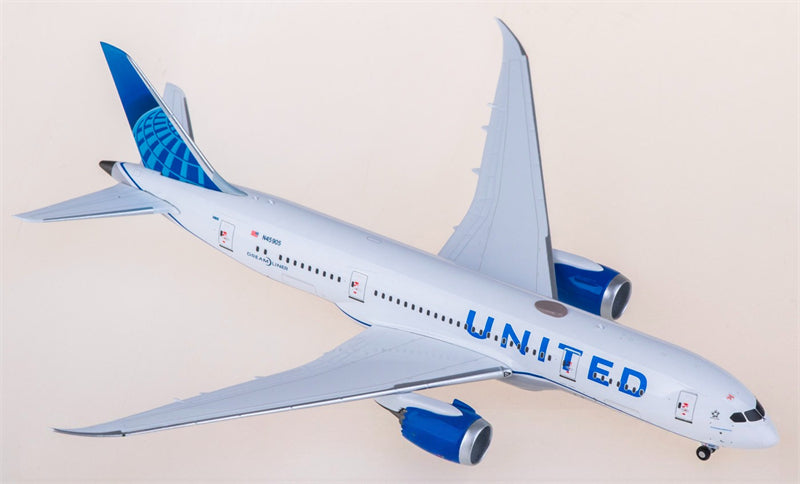 NG Models United Airlines Boeing 787-8 Dreamliner N45905 1:400 Diecast Model view 1