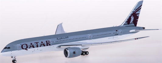 Phoenix Qatar Boeing 787-9 A7-BHA 1:400 Diecast Model view 1
