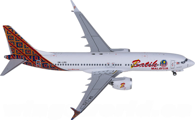 NG Models Batik Air Boeing 737 MAX 8 9M-LRG 1:400 Diecast Model view 3