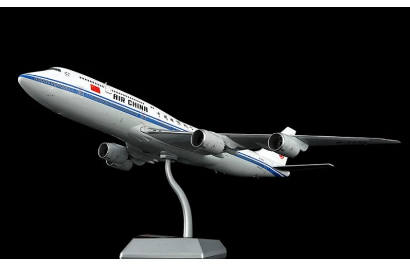 SQ Wings 1:200 Air China B747-8I B-2486 Standard Edition DIECAST Model