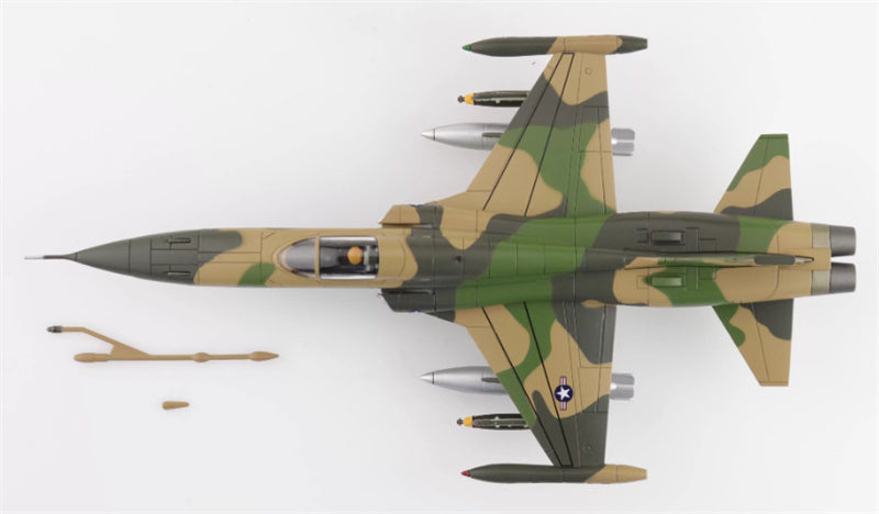 HOBBY MASTER F-5C Skoshi Tiger 64-13332 10th Fighter Commando Sqn. USAF Bien Hoa AFB 1965 1:72 Aircraft Pre-built Model