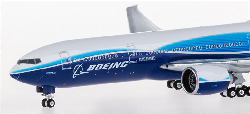 Phoenix Boeing 777-200LR N6066Z 1:400 Diecast Model view 2