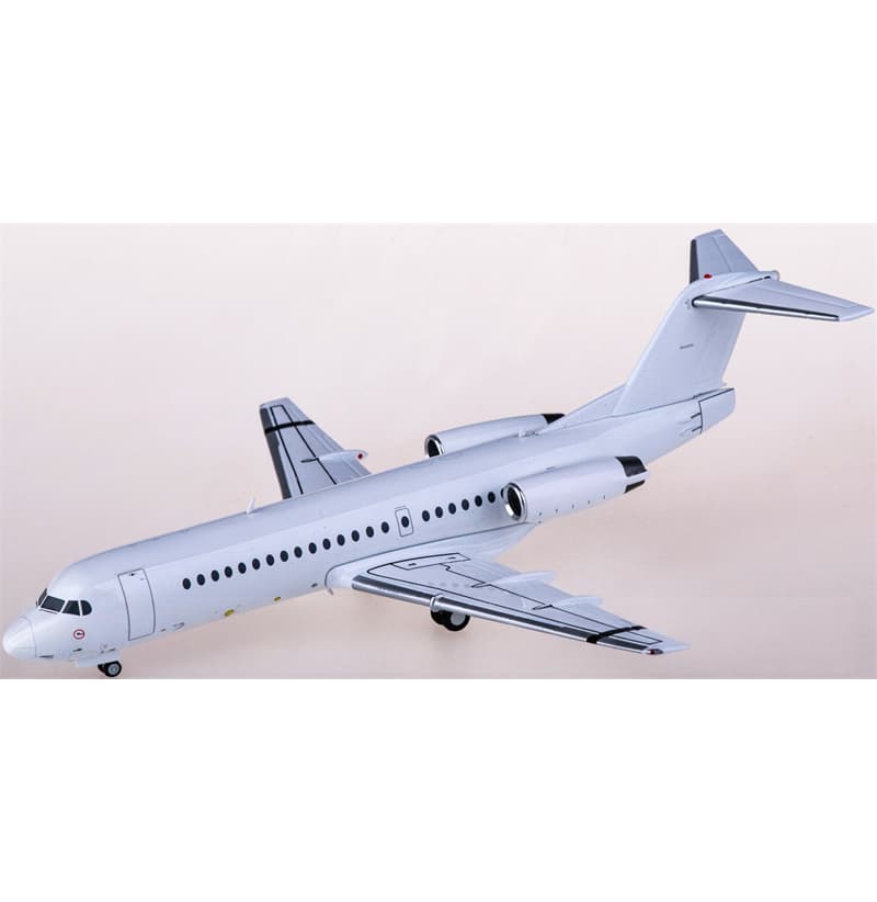 JC Wings Fokker 70 Blank 1:200 Aircraft Pre-built  Airliner Model Display