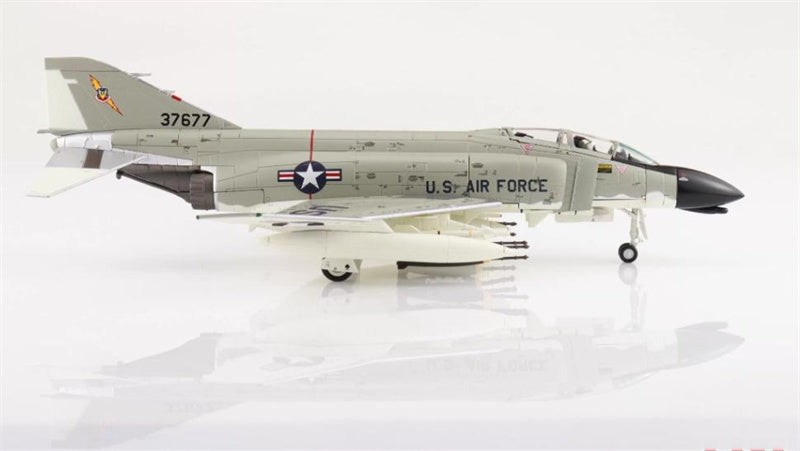HOBBY MASTER F-4C Phantom II 63-7677 433rd TFS 8th TFW Ubon Thailand April 1966 1:72 Airplane Pre-built Model