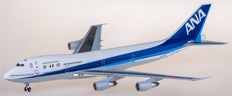 JC Wings ANA Boeing 747-100SR JA8157 1:200 Diecast Model view 2
