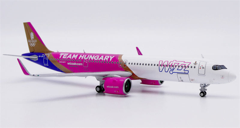 JC Wings 1:400 Wizz Air Airbus A321neo HA-LGI Diecast Model view 4