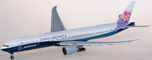 JC Wings China Airlines Boeing 777-300ER Dreamliner B-18007 Flaps Down 1:200 Diecast Model view 1