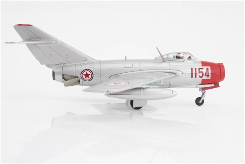 HOBBY MASTER MIG-15bis No.1154 Chinese People's Volunteers Air Force 1950s 1:72 Airplane Pre-built Model