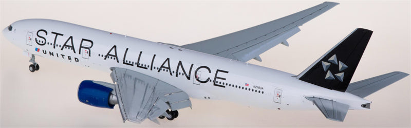 JC Wings United Airlines Boeing 777-200ER N218UA Star Alliance Flaps Down 1:200 Diecast Model view 2
