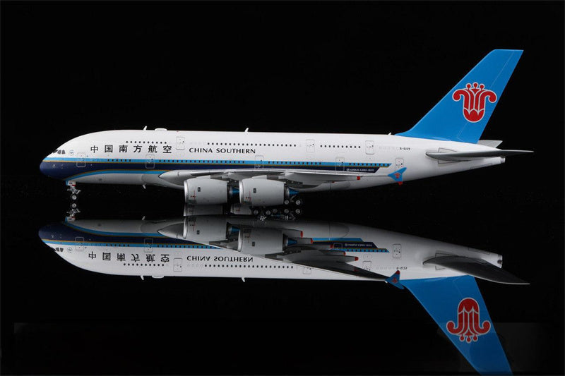 HX Models China Southern Airlines Airbus A380 B-6139 1:400 Diecast Model view 1