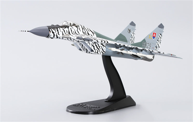HOBBY MASTER MiG-29A Fulcrum 6829, Slovak Tiger 2002 1/72 Aircraft Pre-built Model