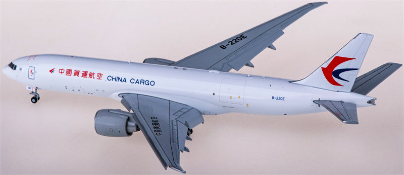 JC Wings China Cargo Airlines Boeing 777-200LRF B-220E Flaps Down 1:400 Diecast Model view 3