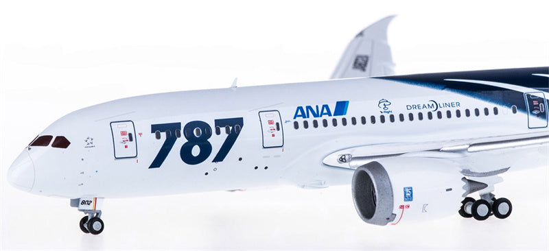 JC Wings ANA Boeing 787-8 JA802A Flaps Down 1:400 Diecast Model view 4