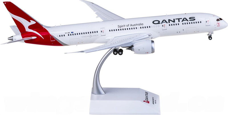 JC Wings 1:200 Qantas Boeing 787-9 Dreamliner VH-ZNF Flaps down Model