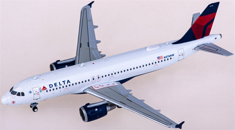 Geminijets Delta AirLines Airbus A320 N376NW 1:400 Diecast Model view 3