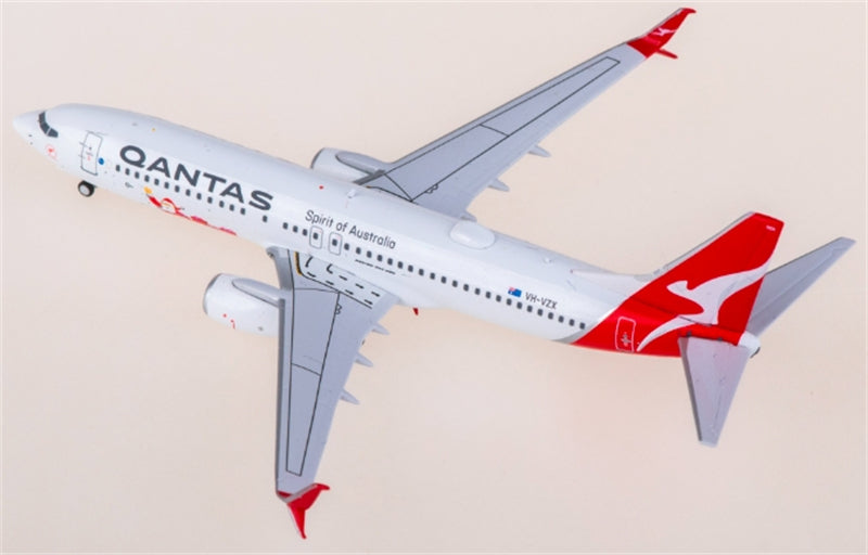 Panda Qantas Airways Boeing 737-800 VH-VZX 1:400 Diecast Model view 3