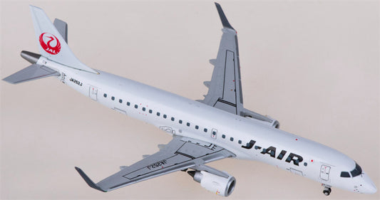 JC Wings J-Air Embraer ERJ-190STD JA252J 1:400 Diecast Model view 1