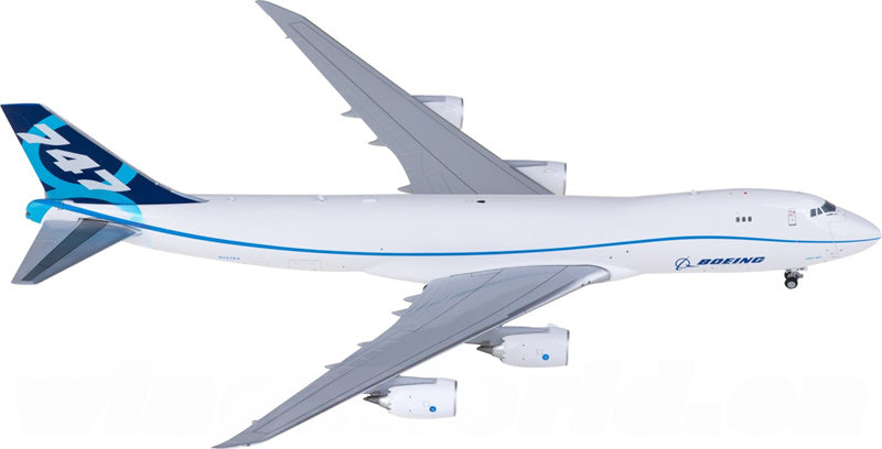 JC Wings Boeing 747-8F N747EX 1:400 Diecast Model view 3