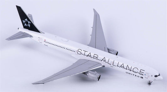 NG Models United Airlines Boeing 767-400ER N76055 1:400 Diecast Model view 1