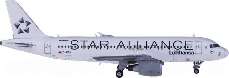 JC Wings Lufthansa Airbus A320 D-AIQS Star Alliance 1:400 Diecast Model view 2