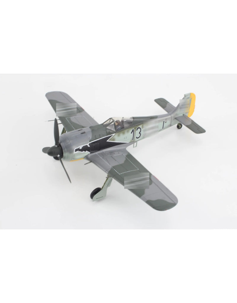 HOBBY MASTER Luftwaffe / WWII FW190A-3 8/JG.2 1:48 Model   Black 13 2181