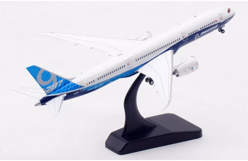 Aviation 1:400 Boeing B787-9 N789FT  DIECAST Model