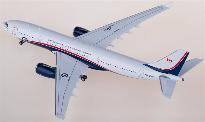 NG Models RCAF Airbus A330-200 CC-330 Husky 330002 1:400 Diecast Model view 3