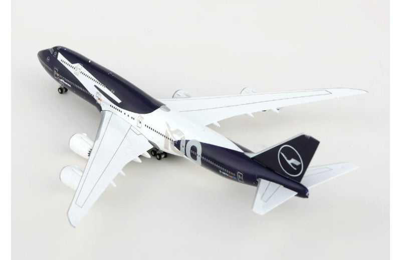 HX Models 1:400 Lufthansa B747-8 D-ABYN Standard Edition DIECAST Model