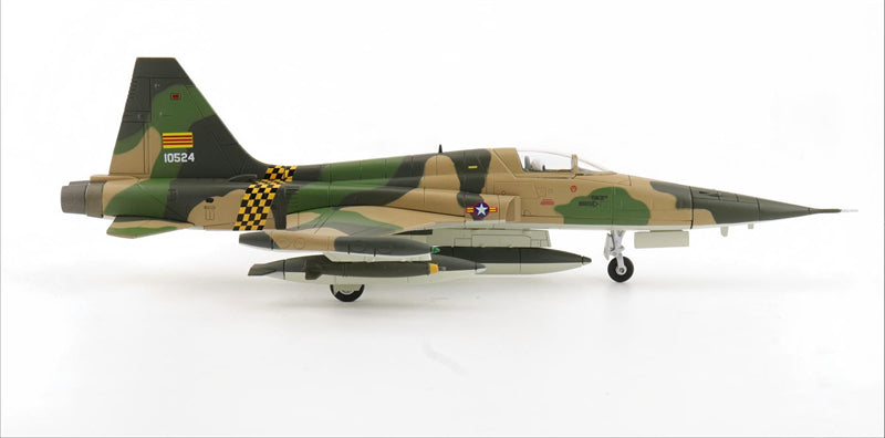 HOBBY MASTER VNAF‌ F-5A 522 SQN 1:72 Model 1971 Limited Edition Freedom Fighter 65-10524