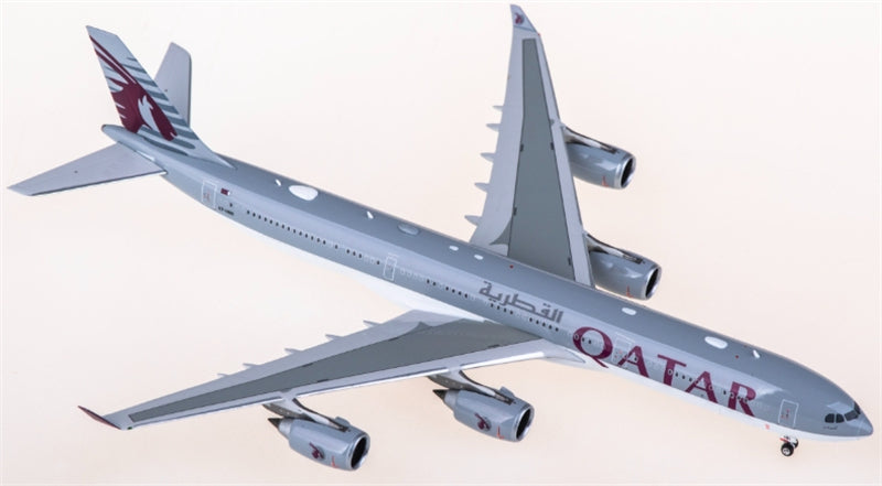 Phoenix Qatar Amini Flight Airbus A340-500 A7-HHH 1:400 Diecast Model view 1