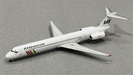 Phoenix 1:400 SAS McDonnell Douglas MD-82 LN-RMN  DIECAST Model